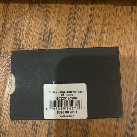 Shinola Sibley Large Satchel Vach
Natural
Made in Italy - Picture 3 of 8